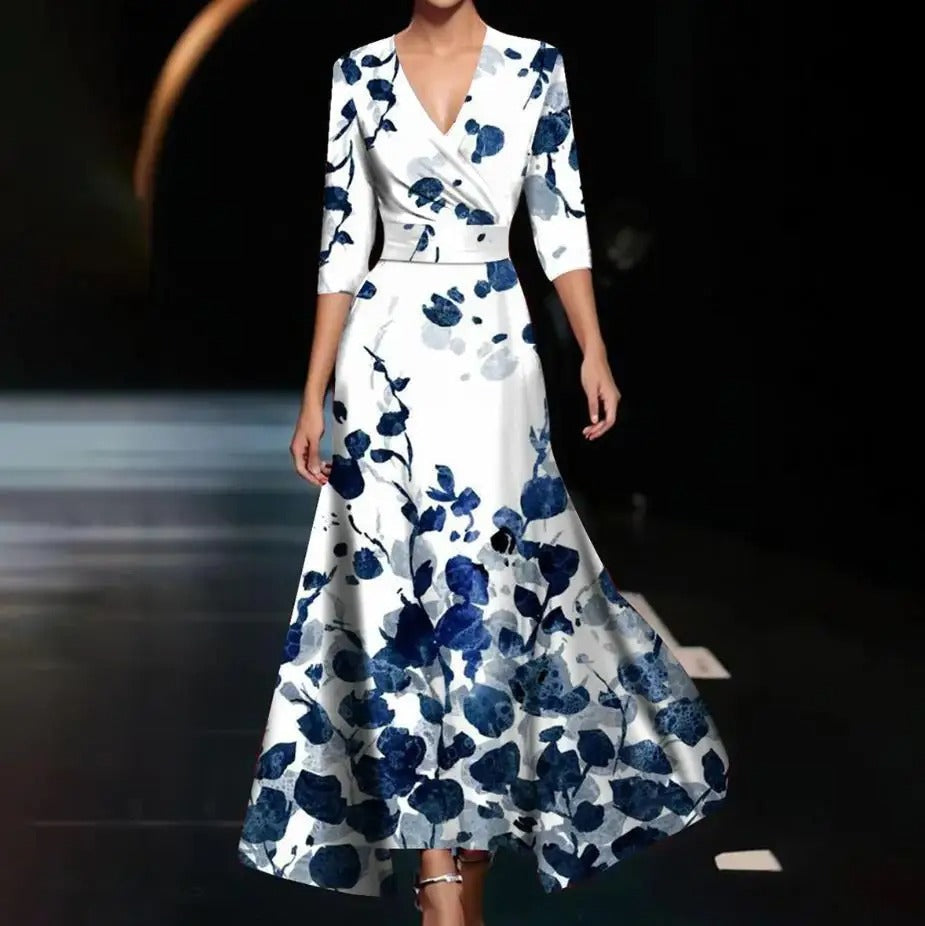 Chic Dress with Floral Print, view 2 - Elena Harper