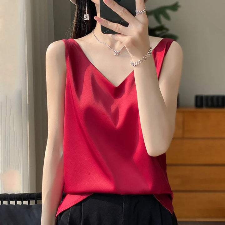 Sleeveless Satin Silk Top – Avérine