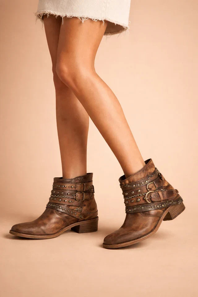 Women's Pointed Cowboy Boots for Chic Western Style