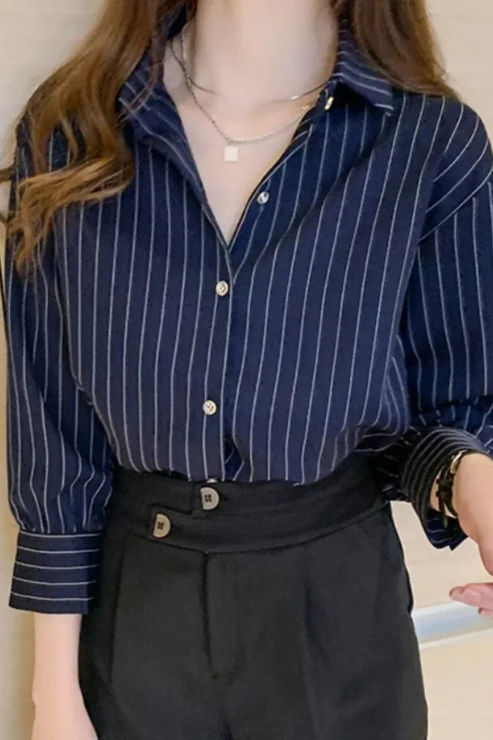 Women's Striped Button-Up Shirt with Collar and Buttoned Cuffs