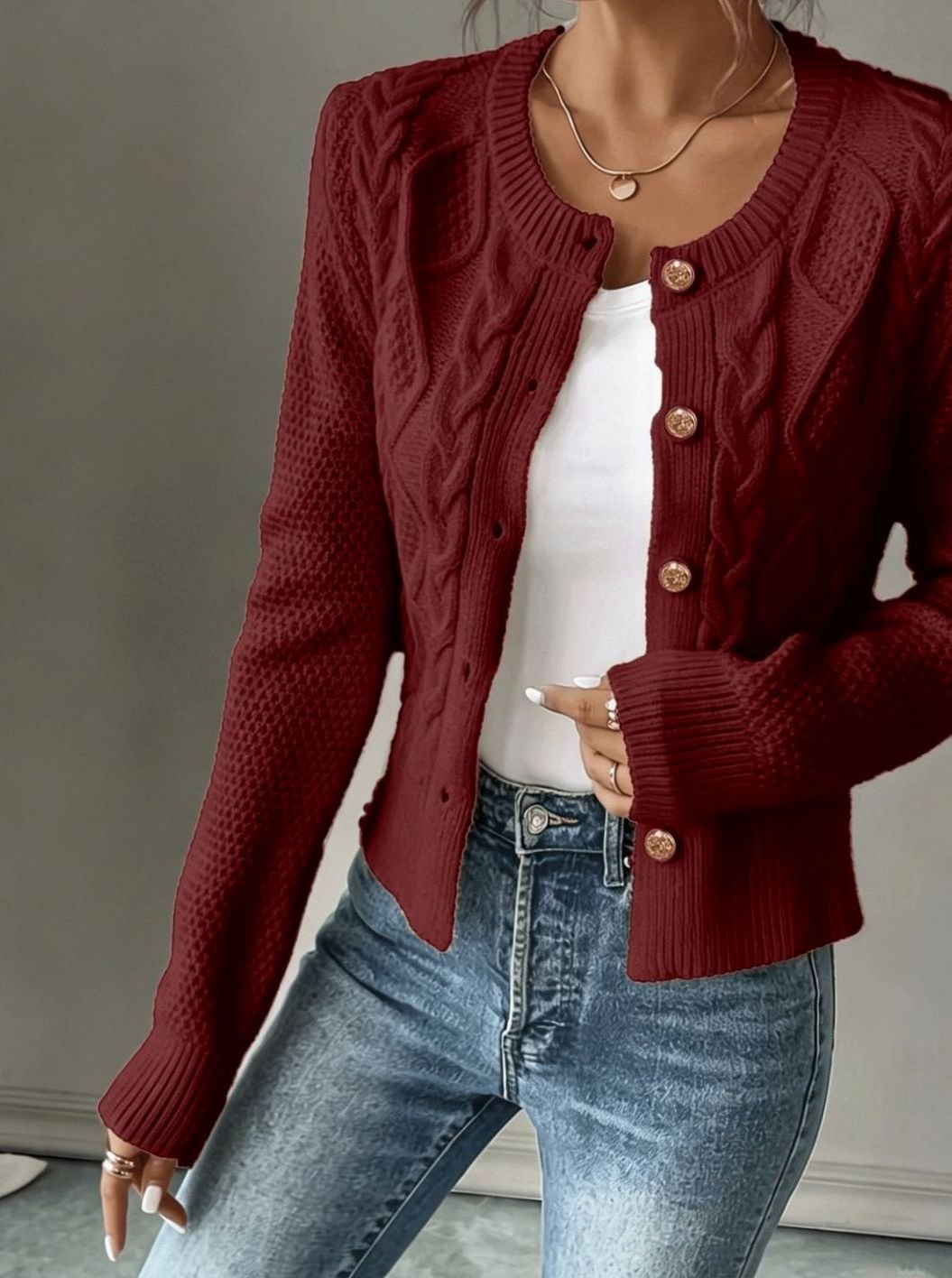 Isabelle - Elegant Buttoned Twisted Cardigan