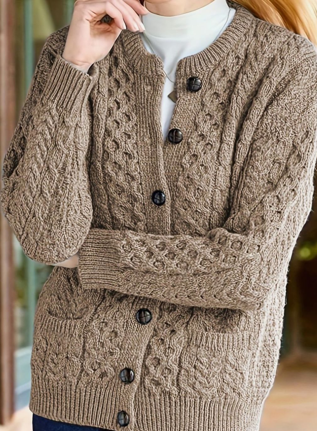 Aurélie - Elegant Twisted Cardigan with Pockets