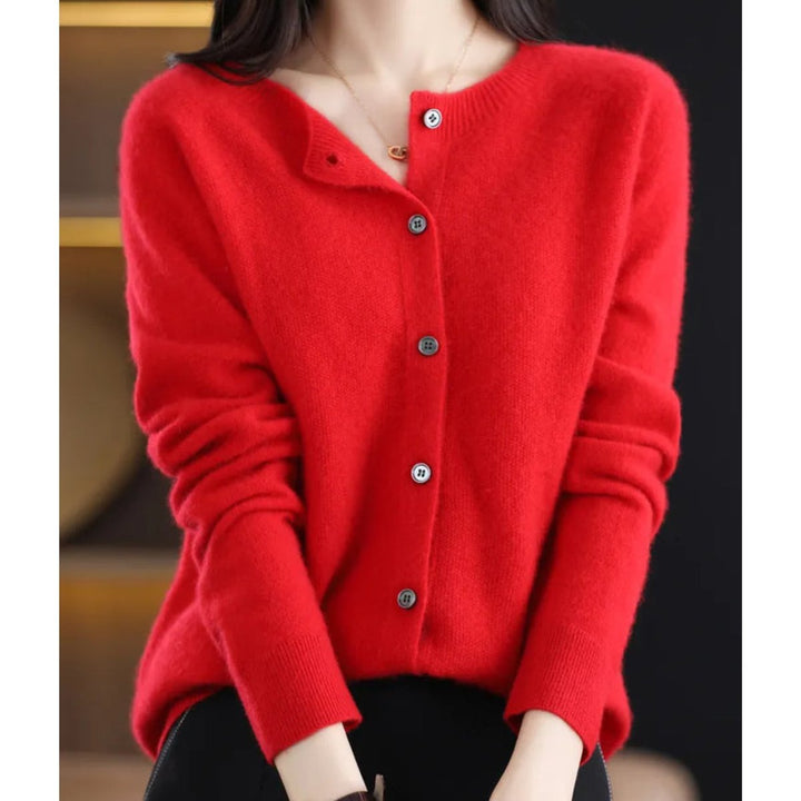 Caroline - Elegant Buttoned Knit Cardigan