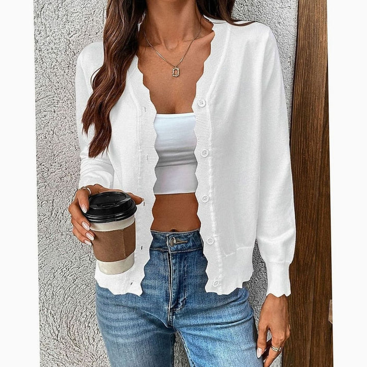 Nathalie - Elegant Buttoned Cardigan with Scalloped Edges