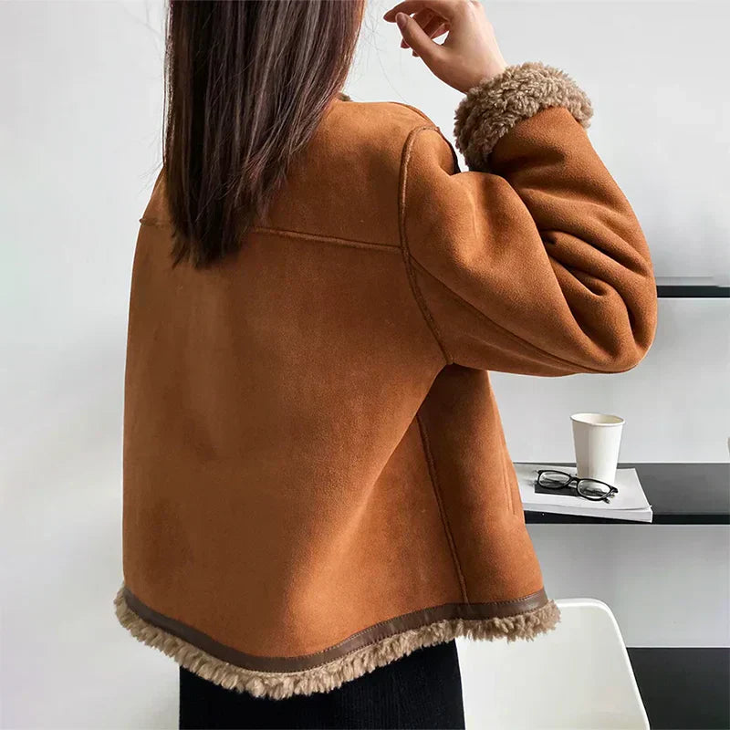 Aila ELEGANT VEST - Elena Harper